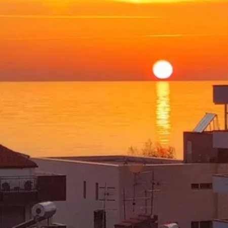 Sunset Sea Lägenhet *